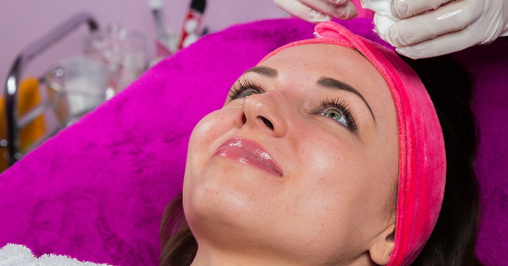 Avenue Five facial model